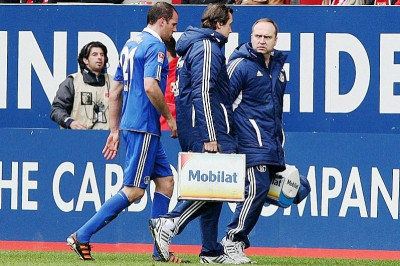 Νοκ άουτ στην Σάλκε ο Μέτσελντερ