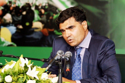 Πράξεις από Αλαφούζο περιμένει να δει ο Βαρδινογιάννης