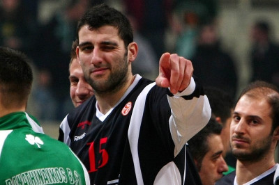 Αρνητικό double score στο Love/Hate για τον Μπουρούση