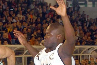 Εκινέ: «Η ΑΕΚ θα κάνει το απόλυτο έως το τέλος»