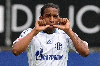 Στη Σάλκε μέχρι το 2016 ο Φαρφάν