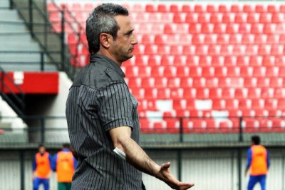 Μπαξεβάνος: «Να παλεύουμε κάθε αγώνα ξεχωριστά»