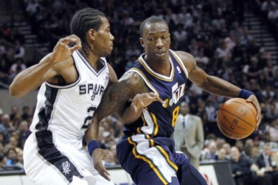 Με... ξύλο οι Τζαζ για το «μπρέικ» στο Σαν Αντόνιο