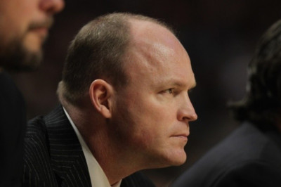 Παραμένει προπονητής των Μπακς ο Σκάιλς