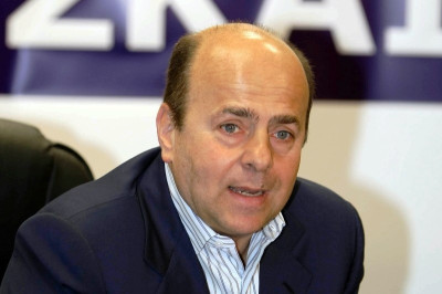 Οι... τρικλοποδιές του Βγενόπουλου στο εγχείρημα Αλαφούζου