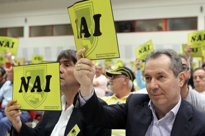 Νέες επαφές Κόντη με «Morgan Stanley»