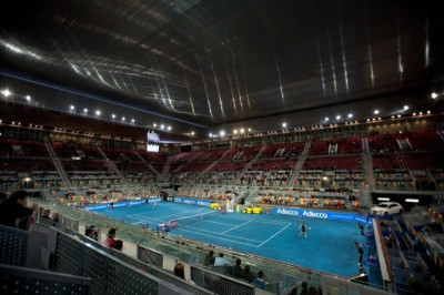 Το μπλε χώμα διχάζει ακόμα (photos)