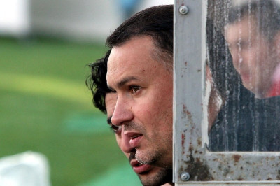 Η πόρτα στον Πανσερραϊκό άνοιξε με τον Περπερίδη