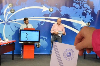 Δείτε LIVE την εκπομπή του Κ. Χαρδαβέλλα στο Newsbomb