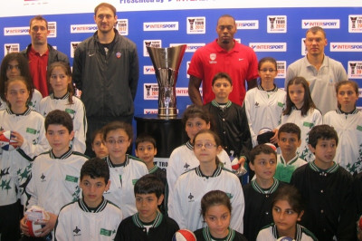 Μοίρασαν αυτόγραφα Σάρας, Ντόρσεϊ, Κρστιτς και Έιντσον (photos)