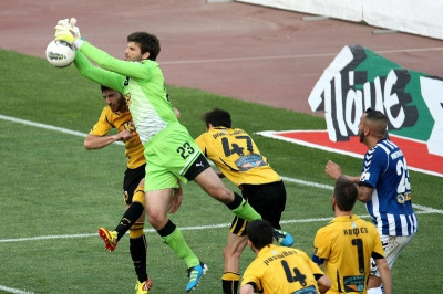 Με τράβηγμα αγωνιζόταν ο Κωνσταντόπουλος!