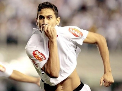 «Τσεκάρει» Γκάνσο η Μίλαν