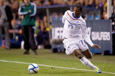 Θέλει Ελία η Νιούκαστλ