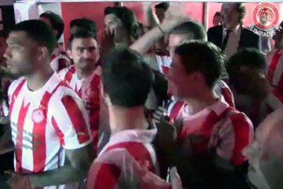 Η παρακάμερα της φιέστας του Ολυμπιακού