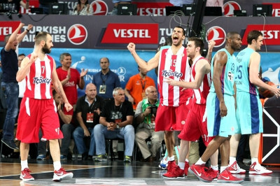 Θρύλε των Αστέρων Ολυμπιακέ! (photos+videos)