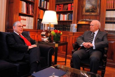 Ολοκληρώθηκε η συνάντηση Παπούλια – Παπαδήμου