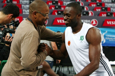 Final 4: Σάτο, ο τέταρτος Αφρικανός