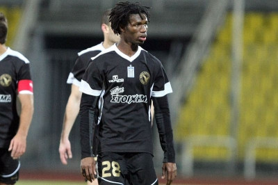 Θέλουν να μείνουν στη Δόξα Ουέλινγκτον, Αμπουμπακάρι