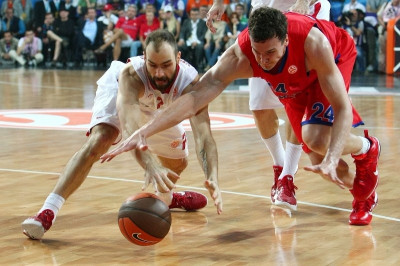 Η απονομή στον Βασίλη Σπανούλη (video)