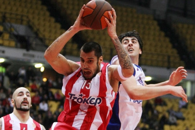 Στη Μακάμπι ο Σερμαντίνι!