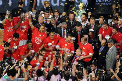 Η στέψη του Ολυμπιακού… reloaded