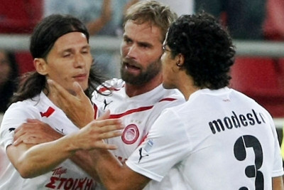 Τελειώνουν με τις ανανέωσεις στον Ολυμπιακό...