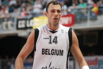 Φαν Ντεν Σπίγκελ: «Η… πτώχευση της Ελλάδας δεν εμπόδισε τον Ολυμπιακό»