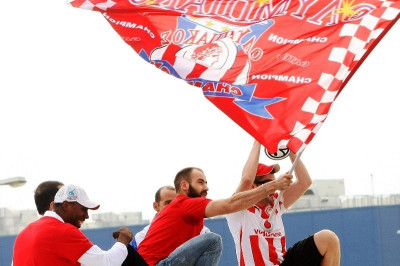 Άφιξη Ολυμπιακού: Το γλέντησε ο Σπανούλης