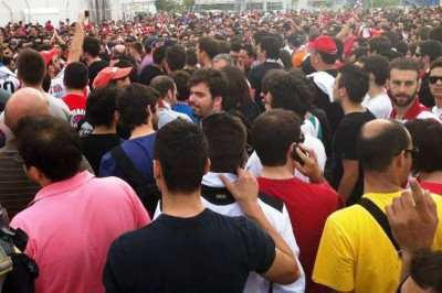 Άφιξη Ολυμπιακού: Ραντεβού στο ΣΕΦ