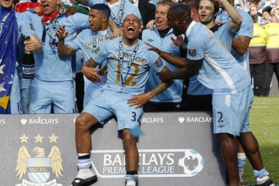 Τώρα κλωτσάει και τον… φροντιστή ο Ντε Γιονγκ! (video)