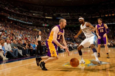 Απειλητικά μηνύματα στη σύζυγο του Στιβ Μπλέικ