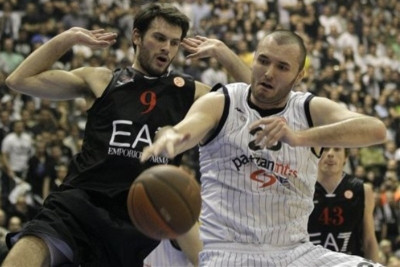 Πληρώνει για να φύγει από τη Μακάμπι ο Μάτσβαν (video)