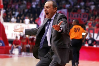 Σόκαρε και τον Μεσίνα ο Ολυμπιακός!