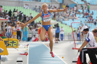Η Παπαχρήστου 14,22μ. στην Σμύρνη