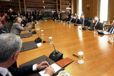 Τρακαρισμένοι και αιφνιδιασμένοι οι νέοι υπουργοί