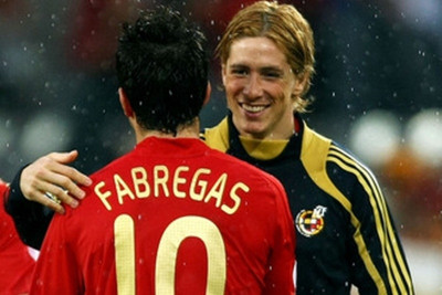 Φάμπρεγας: «Χαρούμενος ειδικά για τον Τόρες»