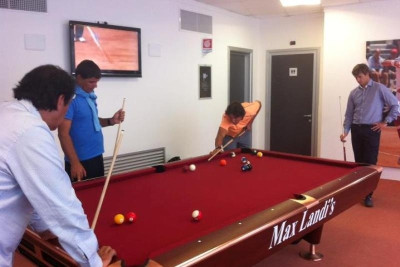 Ποιο τένις... μπιλιάρδο παίζει ο Ναδάλ