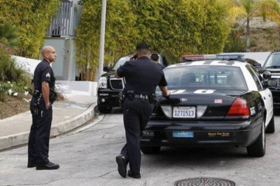 Η αστυνομία σε πάρτι διασήμων!