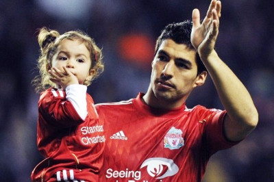 Διαψεύδει για Ρεάλ και «Μπάρτσα» ο Σουάρεζ