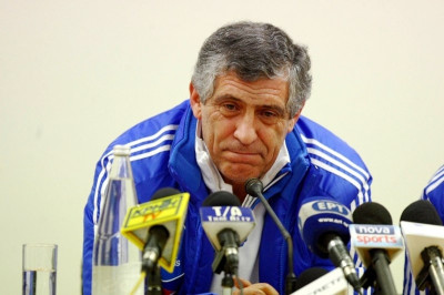 Σάντος: «Να περάσουμε στον επόμενο γύρο»