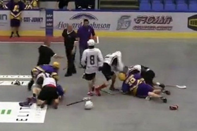 Έπαιξαν ξύλο, αντί λακρός (video)