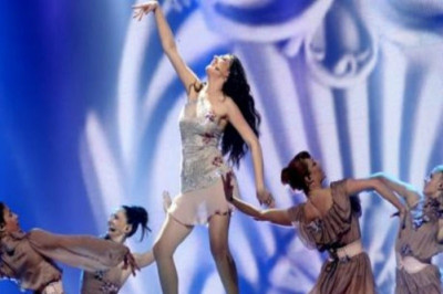 Eurovision 2012 ημιτελικός: H εμφάνιση της Ήβης Αδάμου (vid)