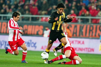 Παραμένει στα υπόψιν του Ολυμπιακού ο Βάργκας