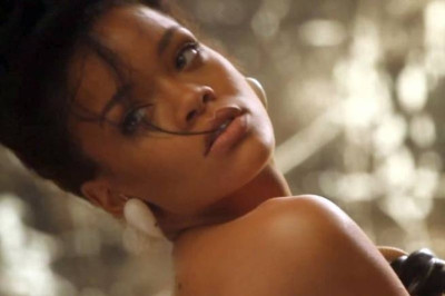 Rihanna where have you been backstage...