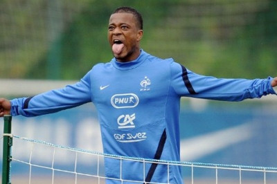 Euro 2012: Εβρά: «Να μιμηθεί την Τσέλσι η Αγγλία»