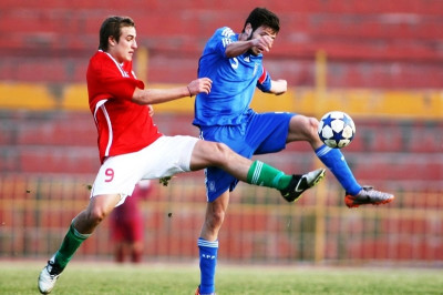 Το «δύο στα δύο» θέλει η Εθνική Νέων με Κύπρο