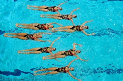 Πέμπτες στο ομαδικό συγχρονισμένης (photos)