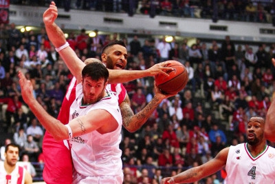 Λαβρίνοβιτς: «Θέλω να μείνω στη Σιένα»