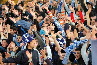 Τρελοί πανηγυρισμοί από τους Νικιώτες στη Μαιάνδρου!