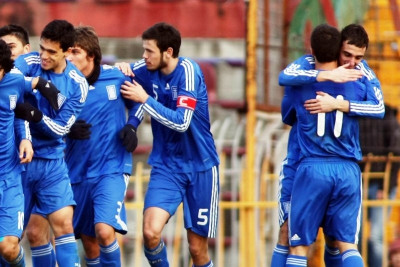 Νέων: Θέλει νίκη επί της Δανίας και... έφυγε για Euro